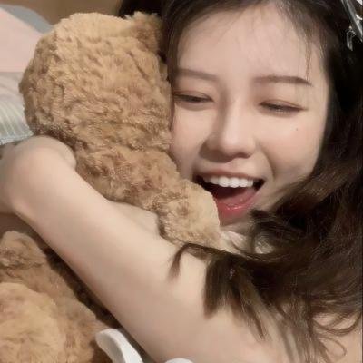 高岭之花爆雷后，大小姐在线排雷